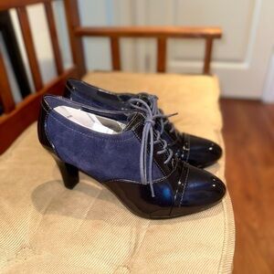 Anne Klein iFlex Suede Patient Leather Shoes.